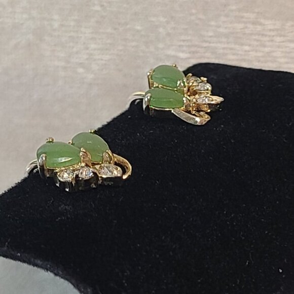 Vintage Jade- Gold-tone Screwback Earrings - Picture 6 of 6